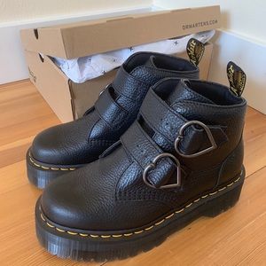 Dr Martens Devon Heart Black Milled Nappa Leather Boots - Womens 9 US